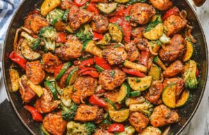 One Pot Chicken and Vegetables Skillet (Healthy & Low Carb)