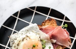 Prosciutto and Egg Toast