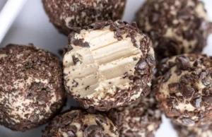 3-Ingredient Cheesecake Keto Fat Bombs