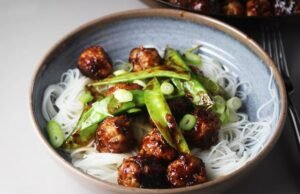 Honey Sriracha Turkey Meatballs
